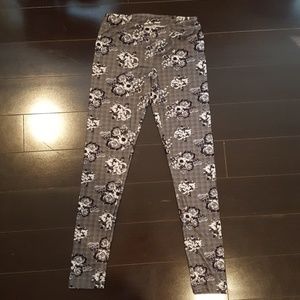 Brand New Flower Patterned Leggings